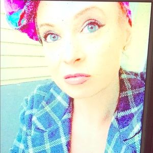 Meet your Posher, Sam